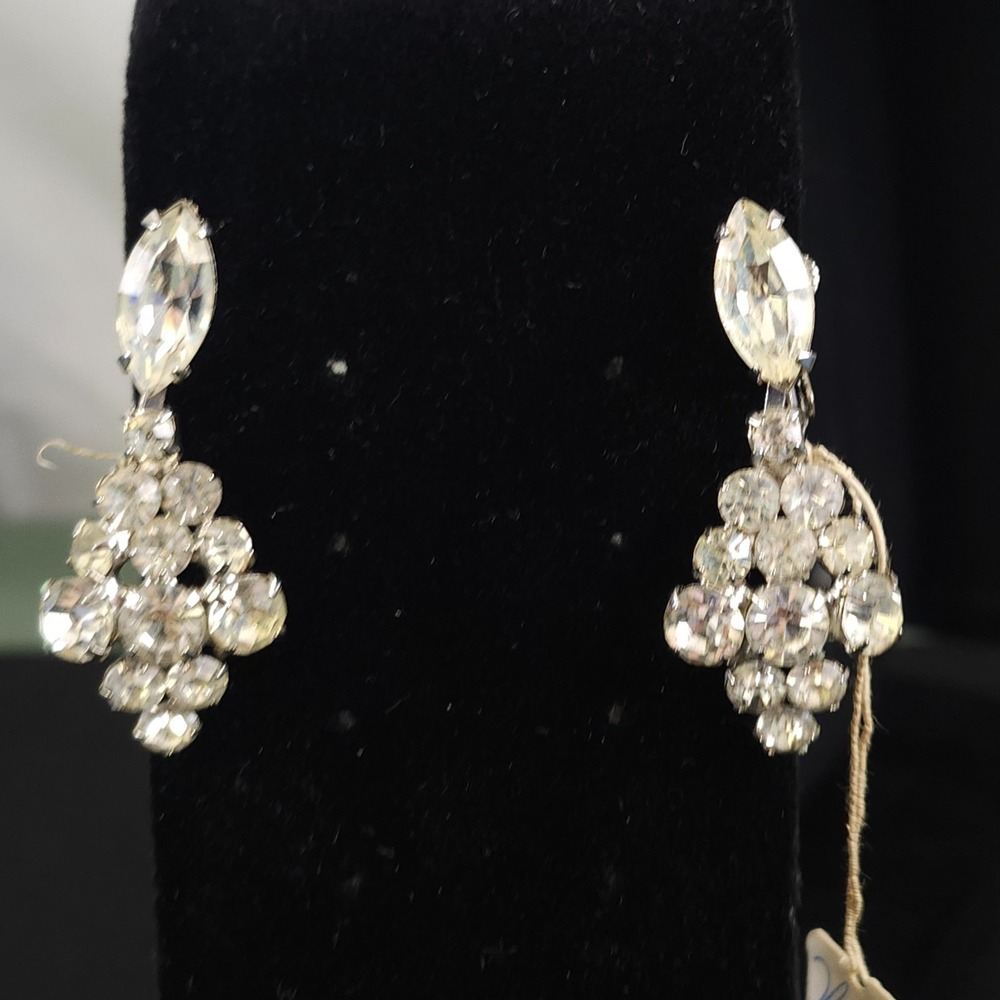 Weiss Vintage Rhinestone Dangle Clip Earrings Silver Tone Art Deco NEW